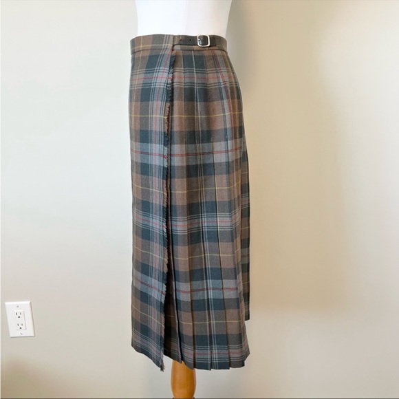 VINTAGE Pure Wool Kilt Made in Scotland Size Small - Picture 6 of 9